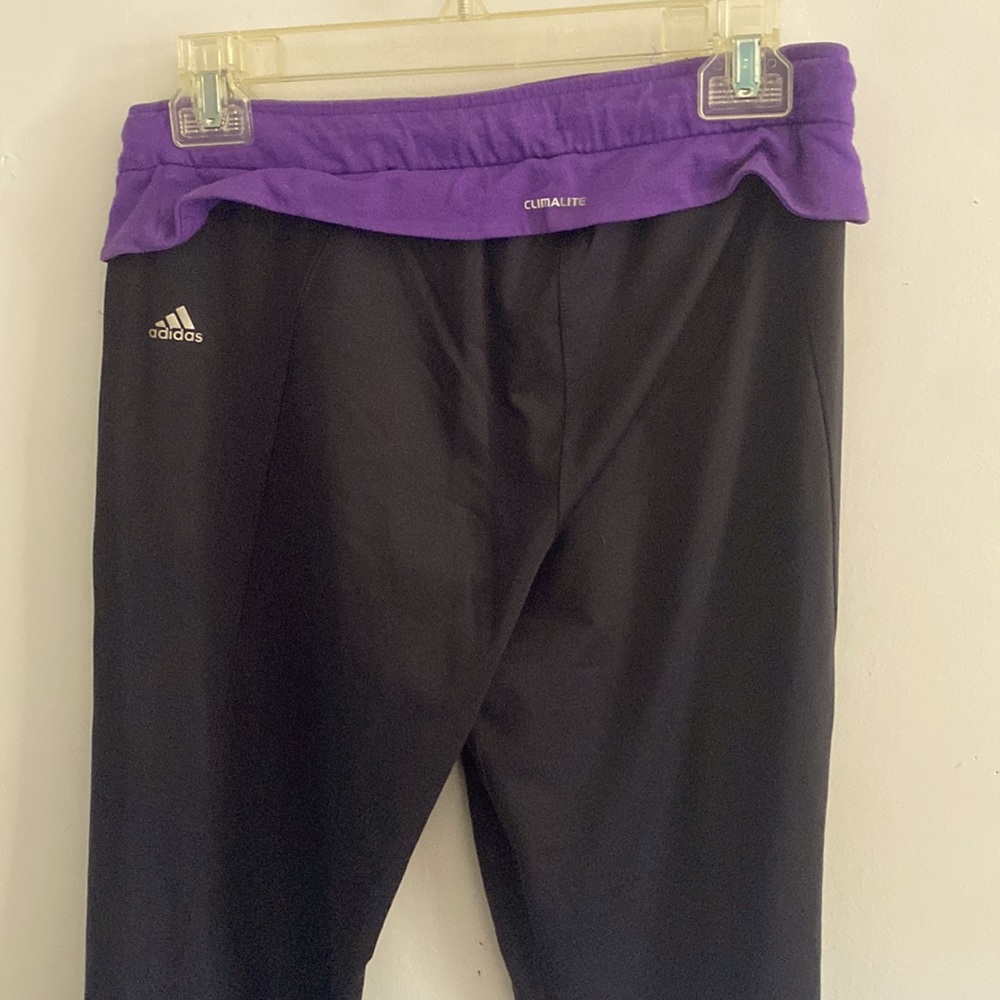 Adidas yoga pants size md